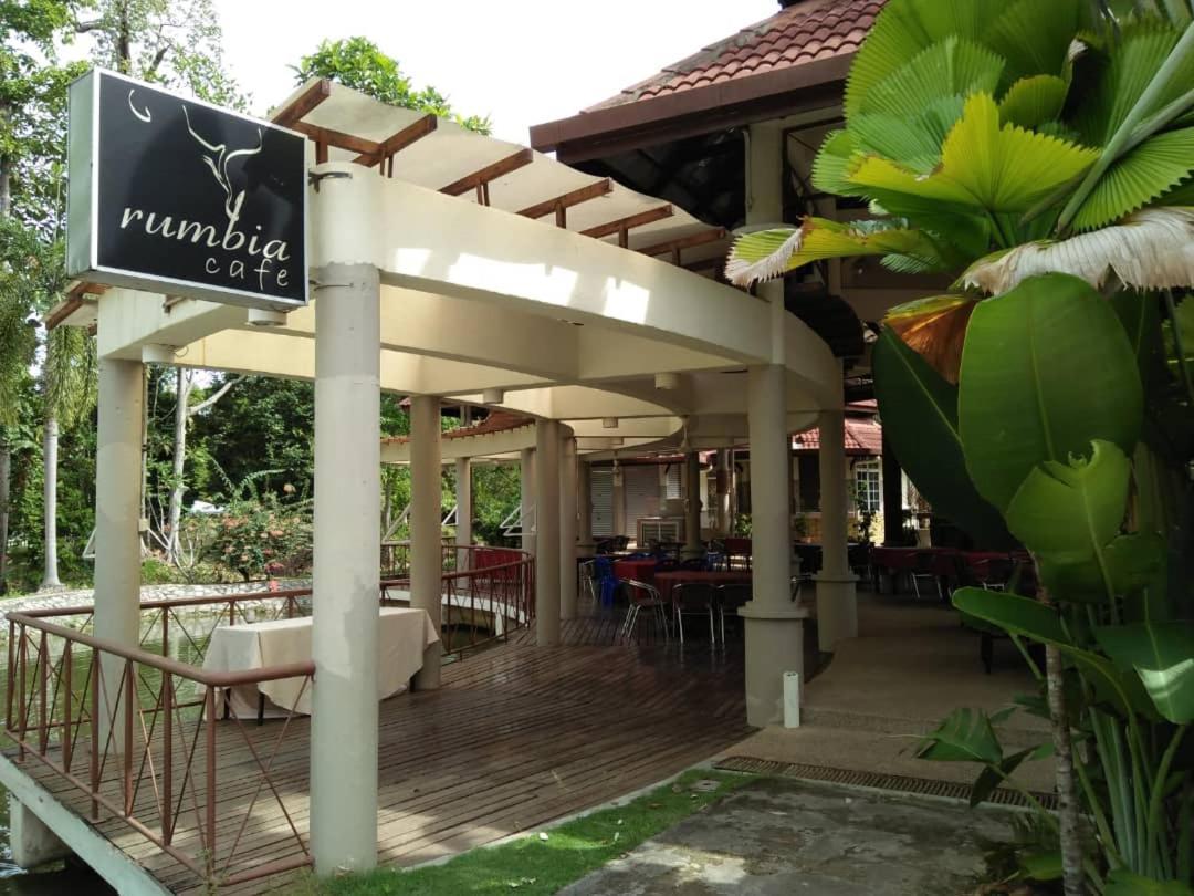 Hotel Felda Residence Hot Springs Sungkai Zewnętrze zdjęcie