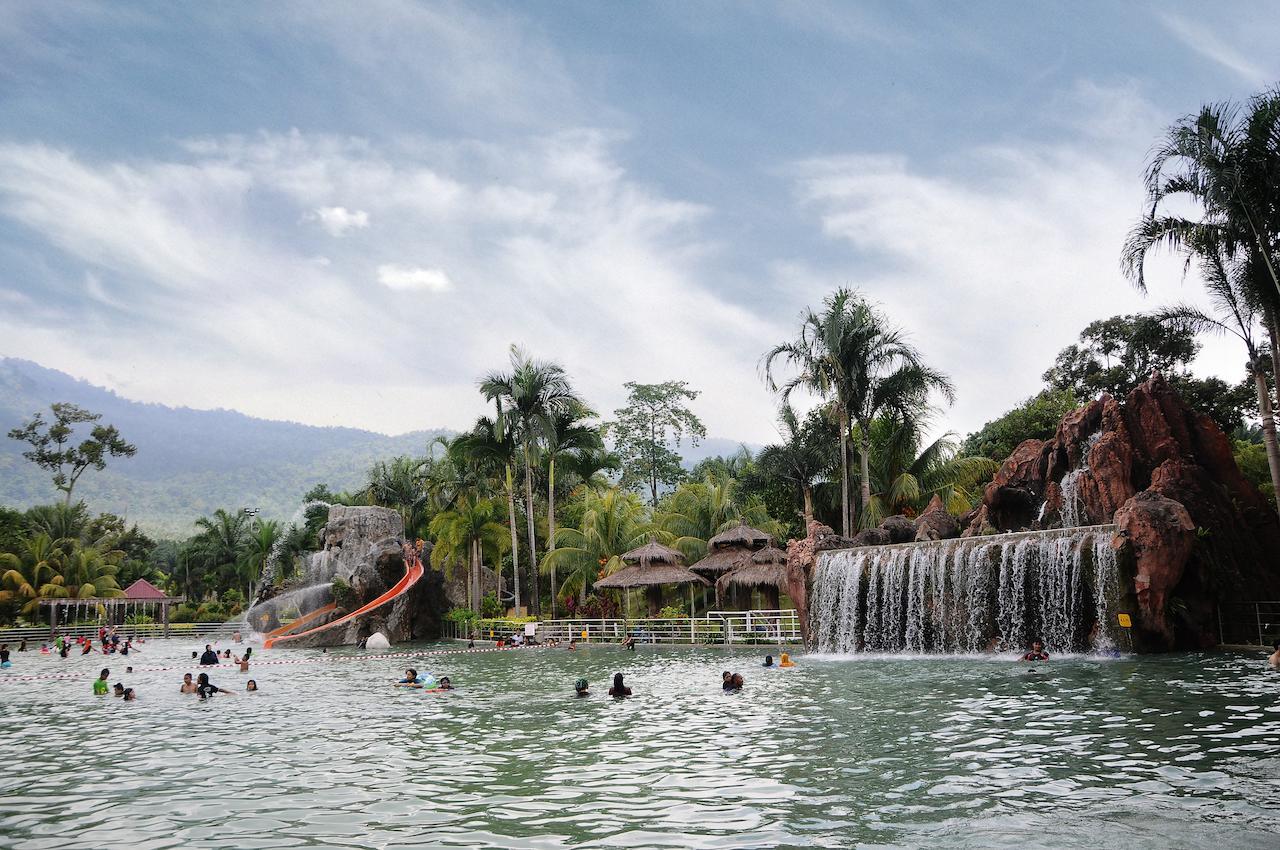 Hotel Felda Residence Hot Springs Sungkai Zewnętrze zdjęcie